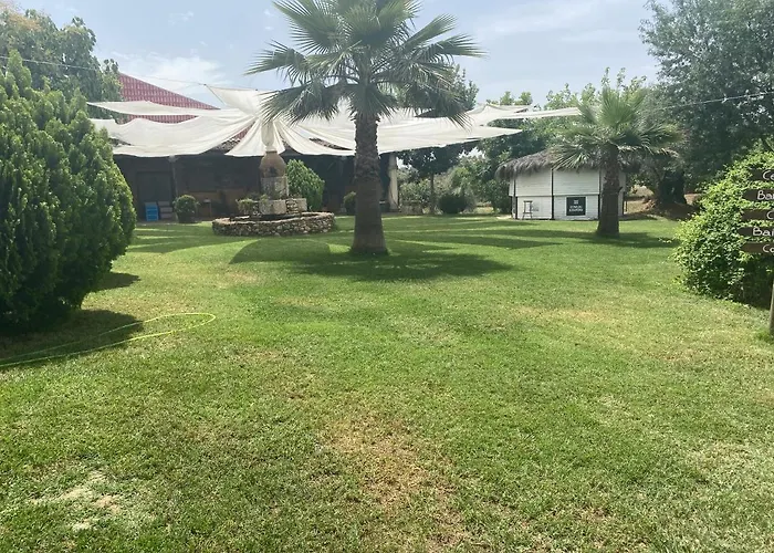 Complejo Rural El Prado 4* Logrosán